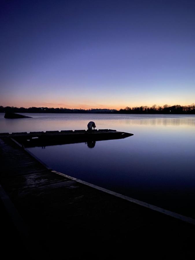 Gites De L'Etang Des Noues Cholet Exterior foto